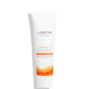 Lumene - Nordic-C [Valo] Brightening Day Fluid Mineral SPF 30