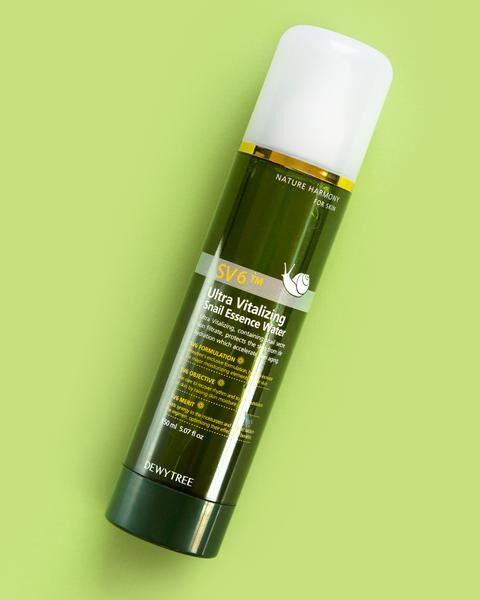 DEWYTREE - Ultra Vitalizing Snail Essence Water